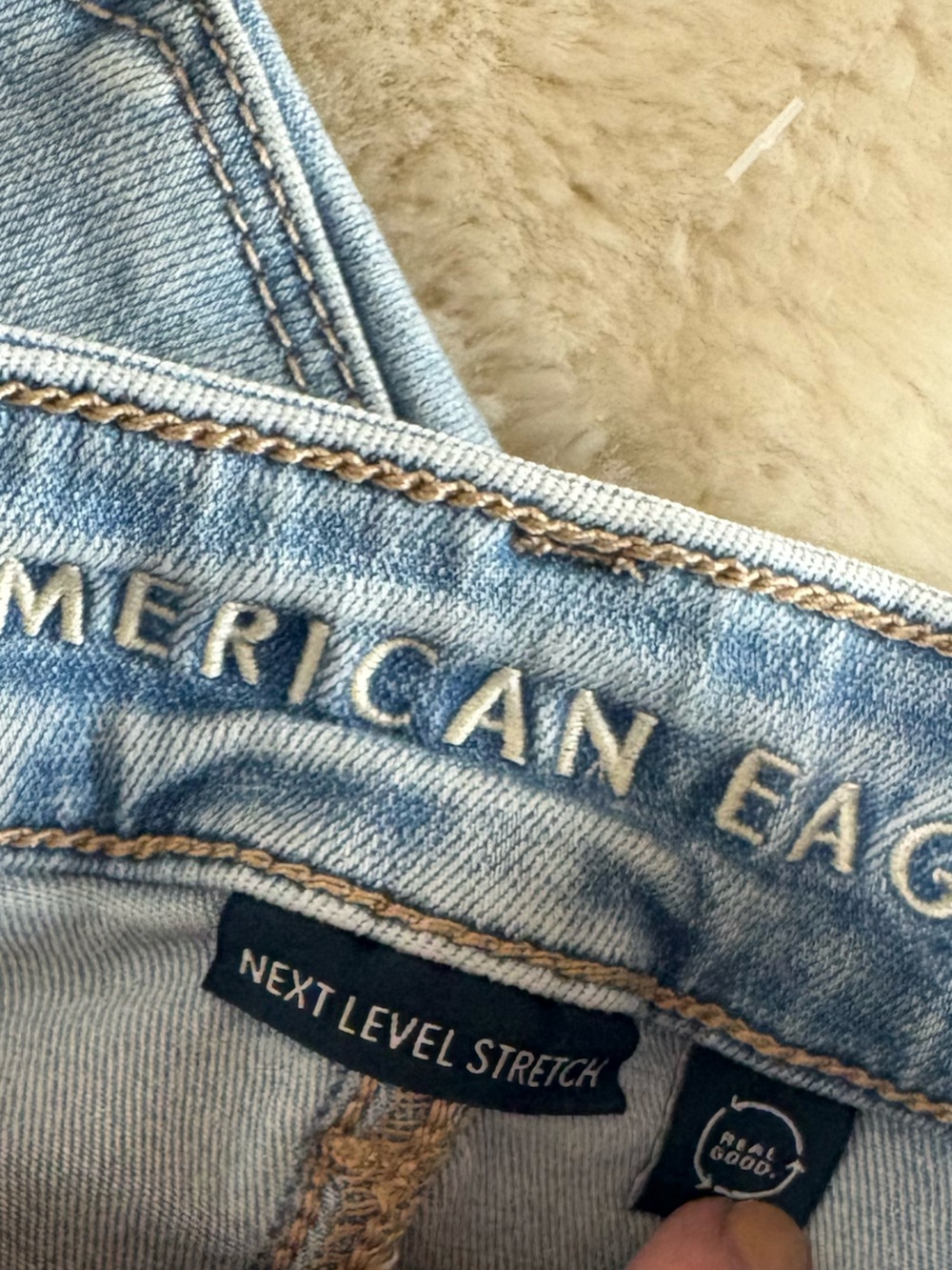 American Eagle Outfitters Flared Distressed Jeans 🌵8 Long - Picture 10 of 11
